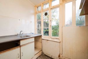 Photo 17- click for photo gallery